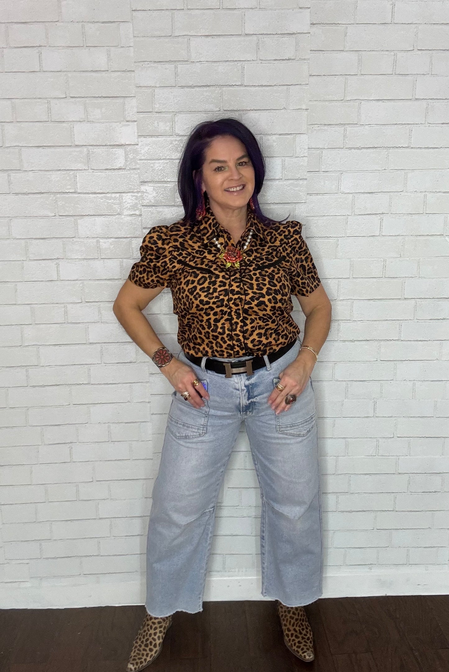 Western Short Sleeve Blouse with Pearl Snap Buttons Leopard Print