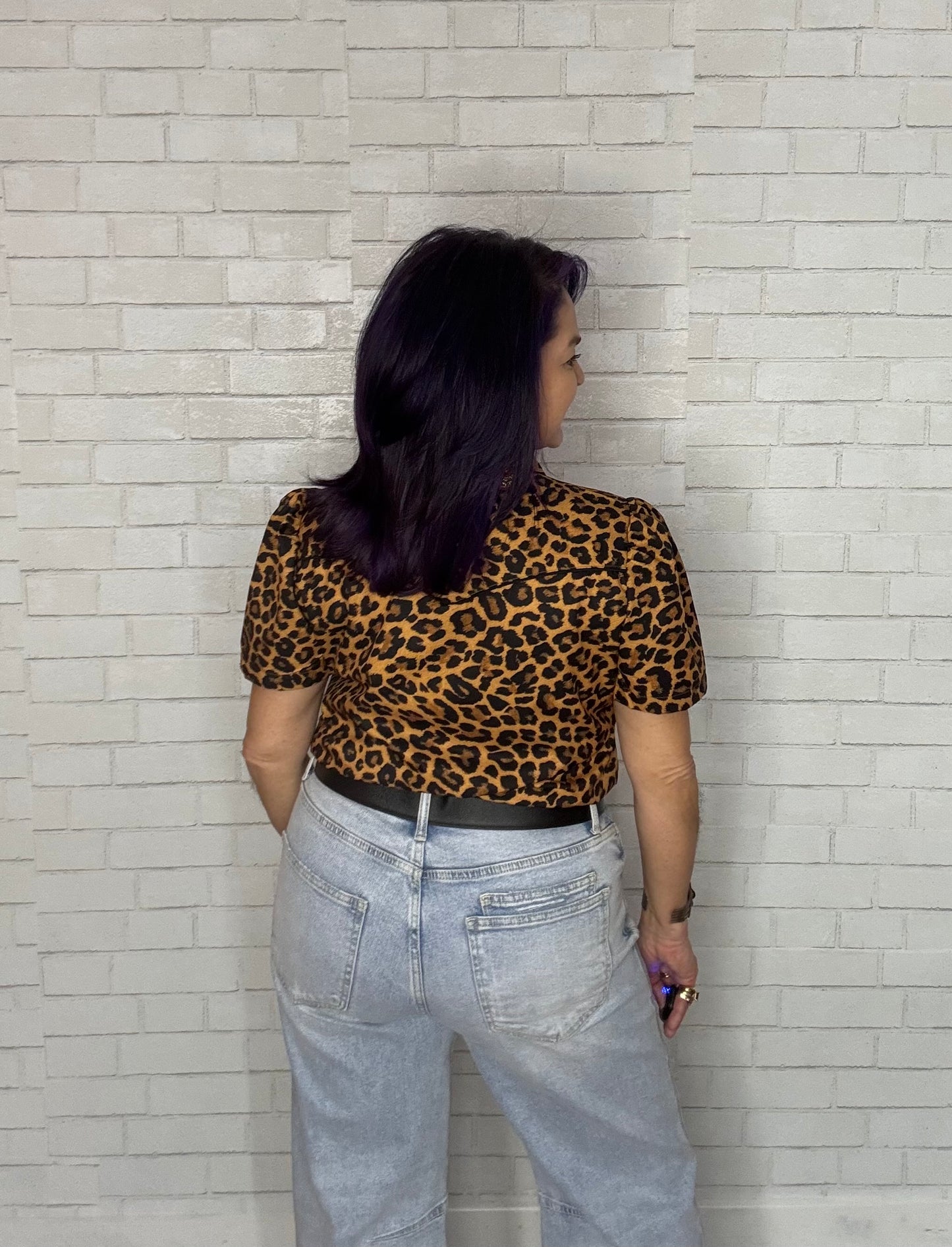 Western Short Sleeve Blouse with Pearl Snap Buttons Leopard Print