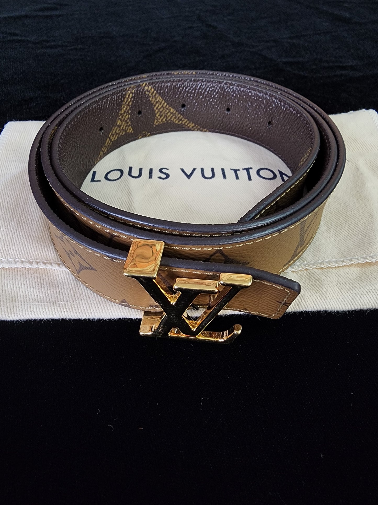 Pre-Loved Louis Vuitton Iconic 30mm Reversible Belt