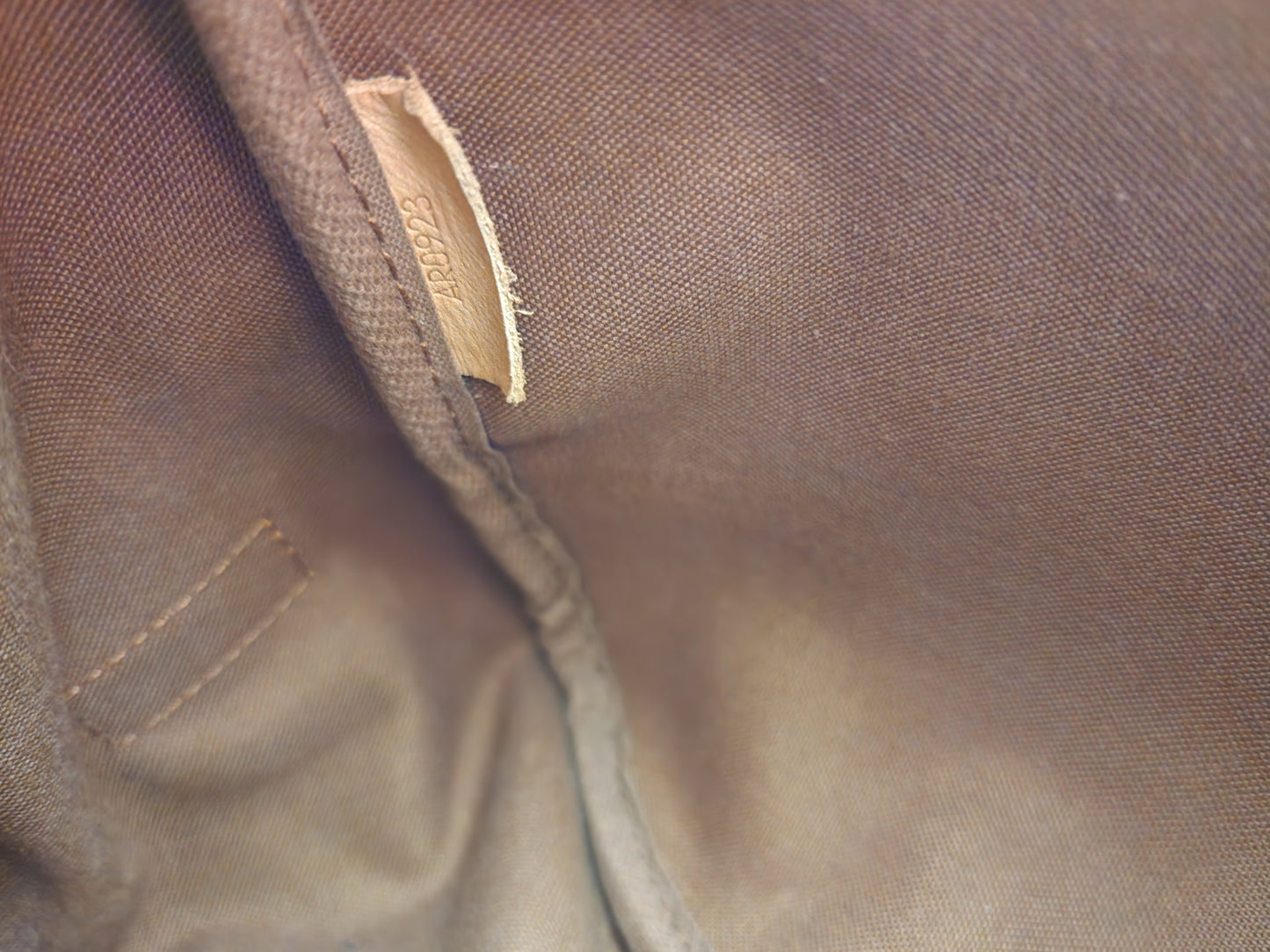 Pre-Loved Louis Vuitton Monogram Saumur 35