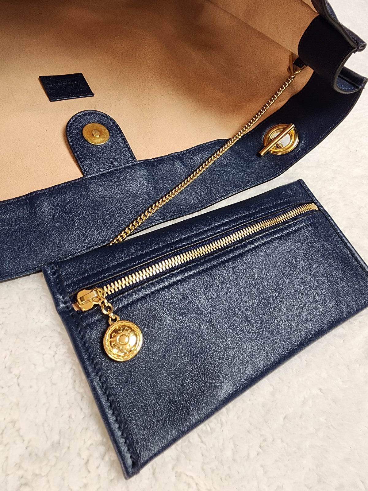 Pre-Loved Gucci Rajah Tote w/Wallet