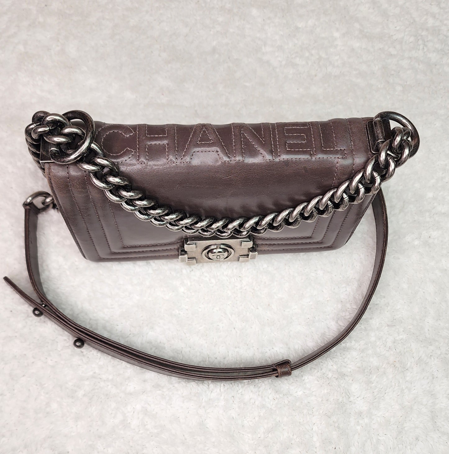 Pre-Loved Chanel Boy Handbag