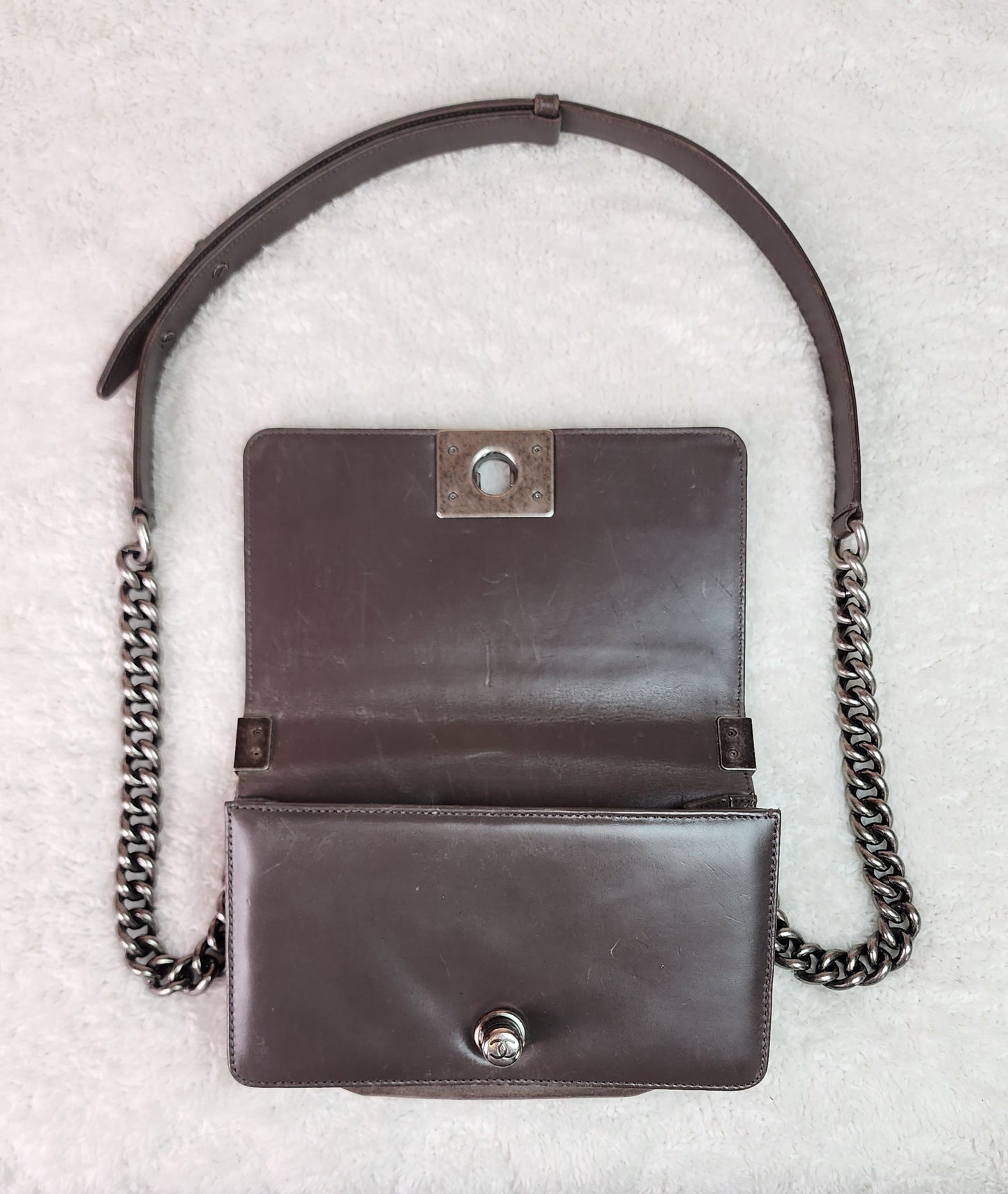 Pre-Loved Chanel Boy Handbag