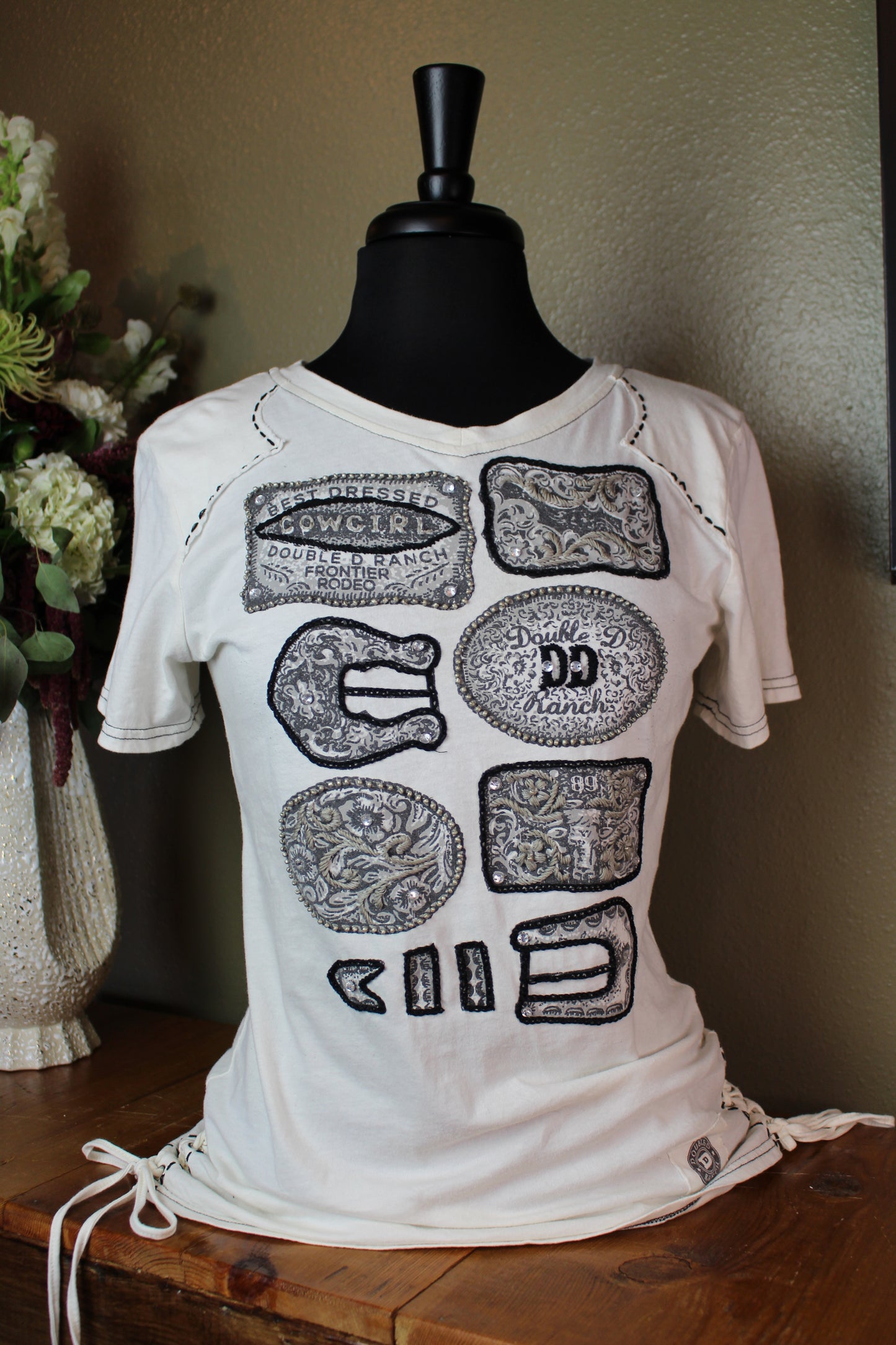 All-Around Buckle Tee