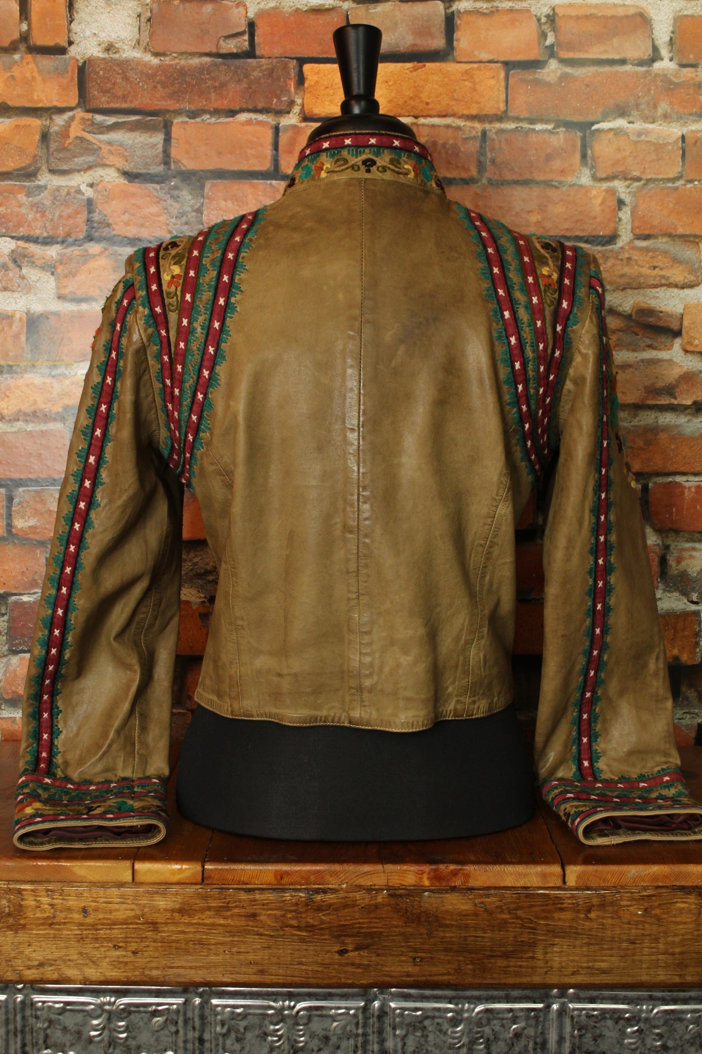 La Rioja Jacket Embroidery
