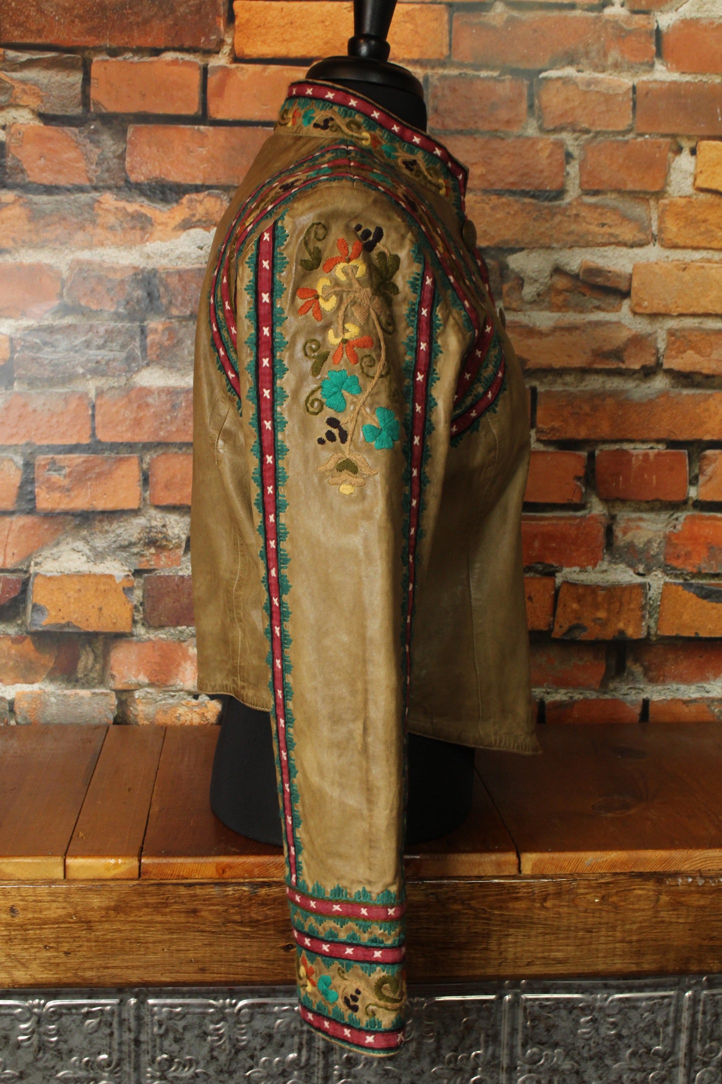 La Rioja Jacket Embroidery