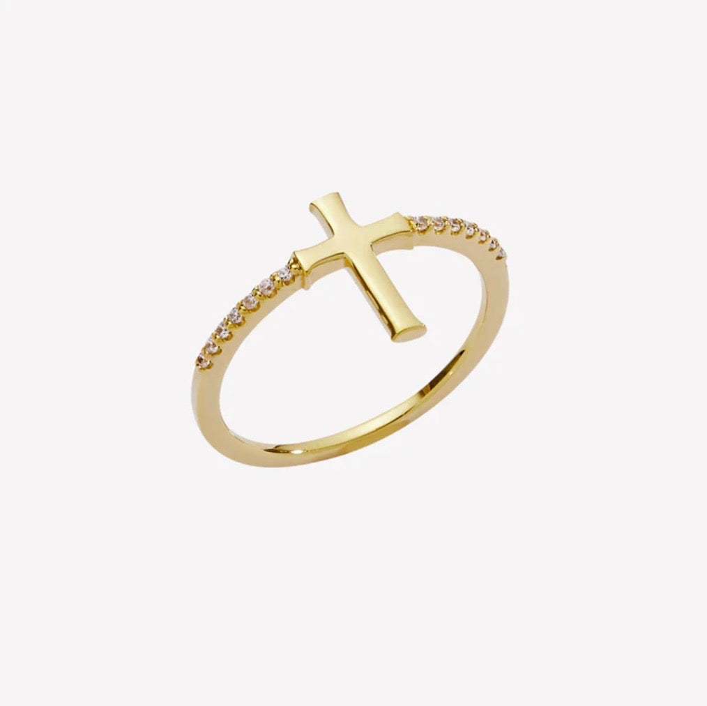 LUMINOUS CROSS PAVÉ RING