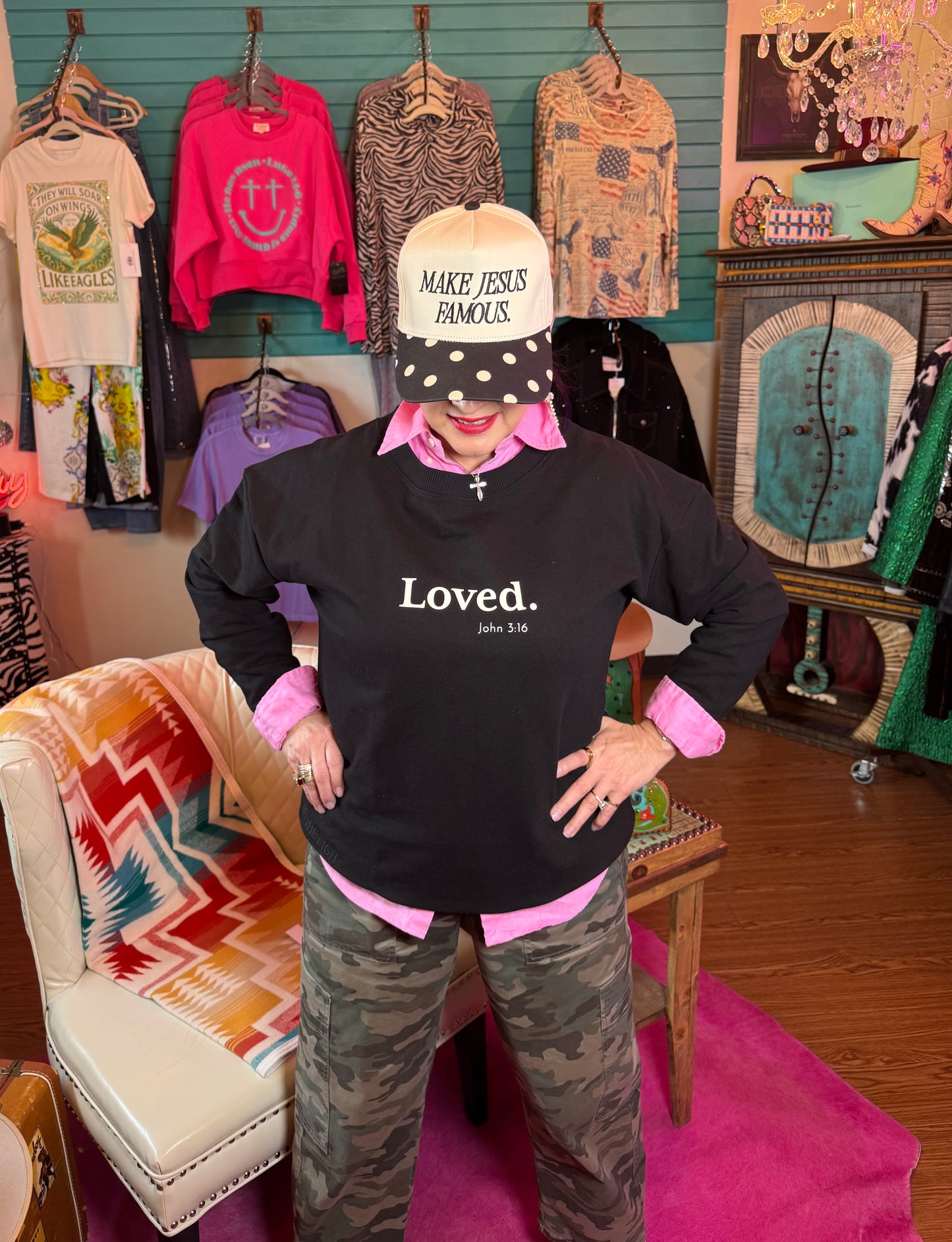 Be the Light | LOVED SWEATSHIRT