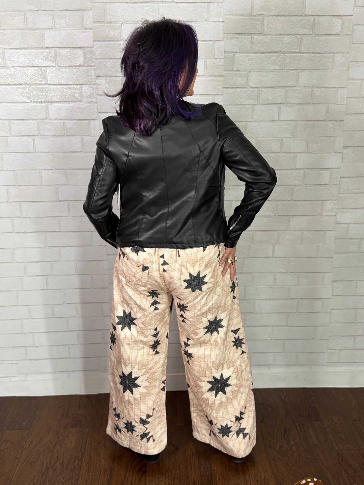 Geometric Star Wide Leg Pants