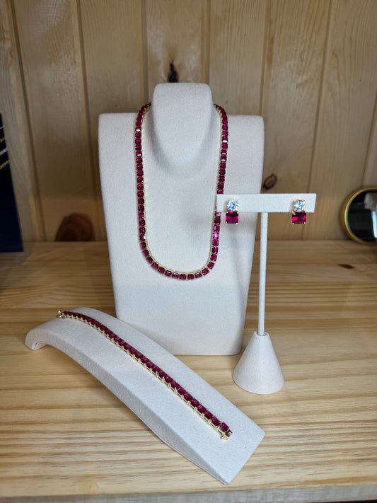 Beautiful Goldtone Ruby Set (Necklace, Bracelet & Earrings)