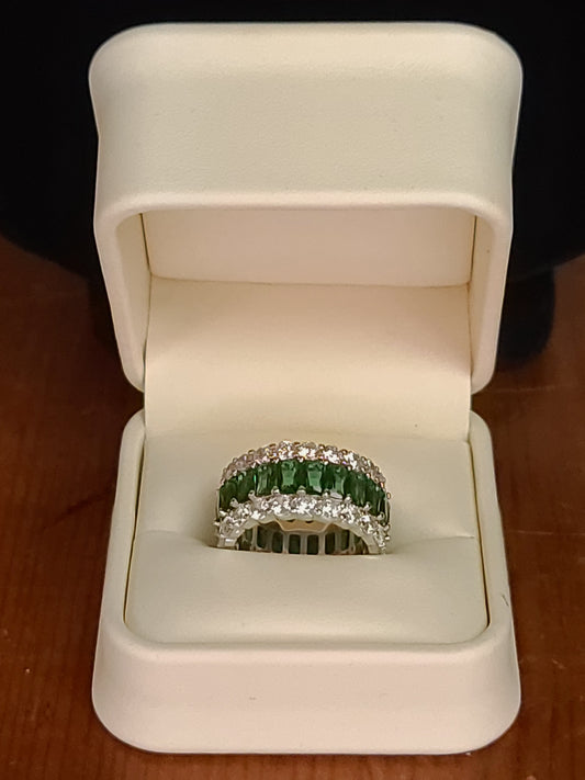 Lab Emerald Wide & Diamond Moissanite Band