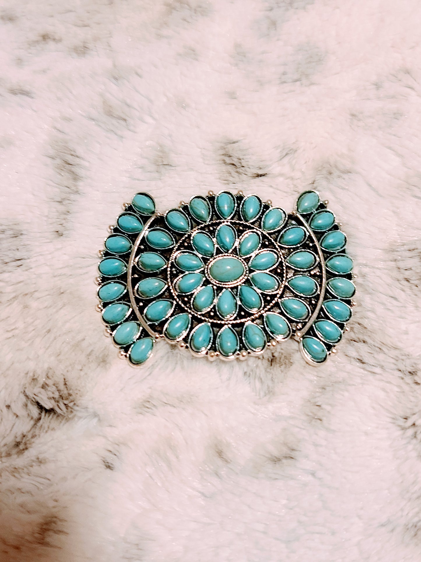 Turquoise Bowtie Cluster Pin