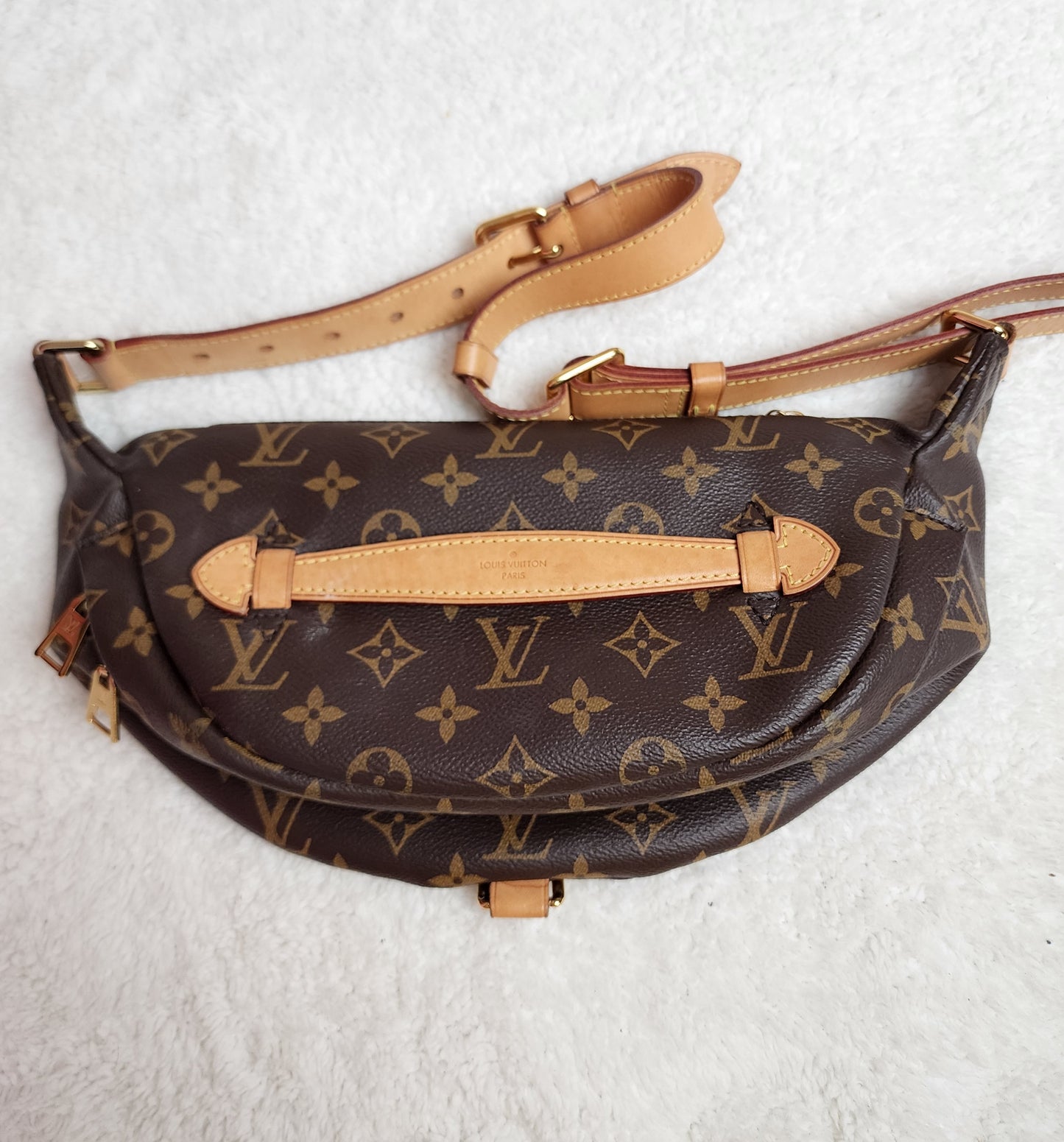 Pre-Loved Louis Vuitton Bumbag