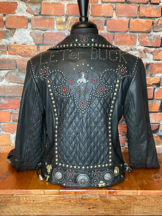 LET*er BUCK Jacket